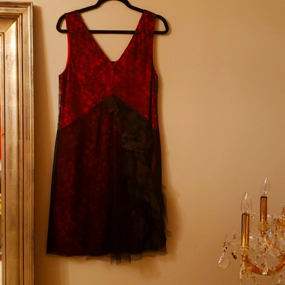 Vera Wang Red Dress with Black Lace Overlay - Picture 1 of 5